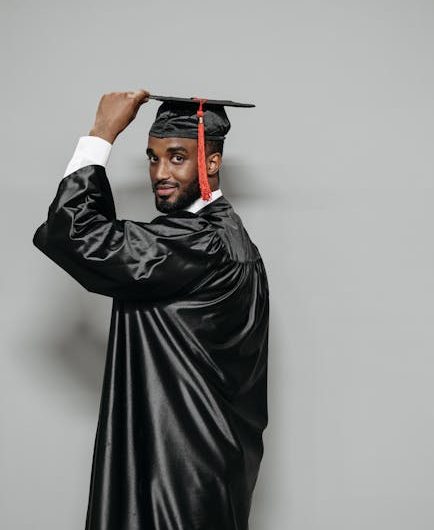 Купить красный диплом в Новочебоксарске