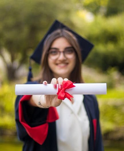 Купить диплом фармацевта в Москве быстро и удобно